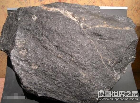 中国最古老的岩石 已经有36亿年了(位于河北东部迁西县太平寨)