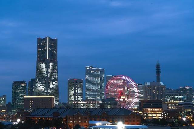 世界上最高的灯塔 日本横滨海洋塔塔高106米(建于陆地)
