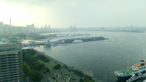 世界上最高的灯塔 日本横滨海洋塔塔高106米(建于陆地)