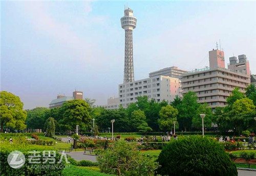 世界上最高的灯塔 日本横滨海洋塔塔高106米(建于陆地)