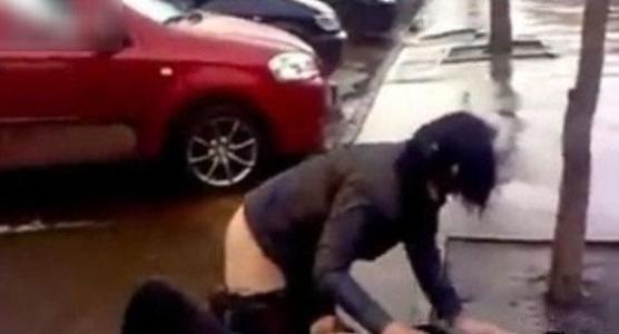 成都九眼桥“桥震” 醉酒女孩竟然强奸男人(威猛异常)
